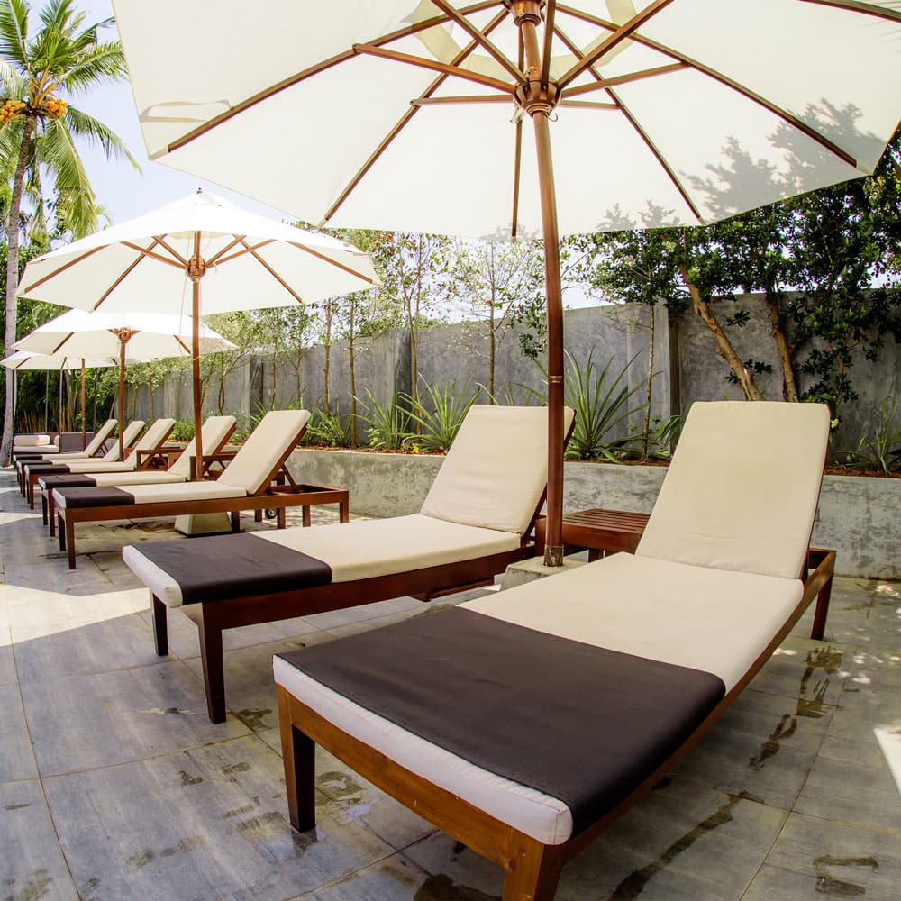 Best Hotels in Hikkaduwa Sri Lanka - Tropical House Jungleside Villa